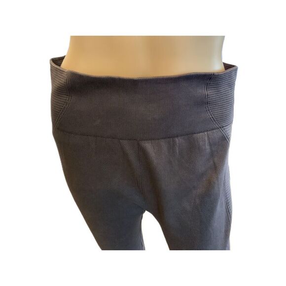 Aerie Brown High Waisted Capri Stretch Comfort Leggings Size Extra Large - Picture 2 of 13